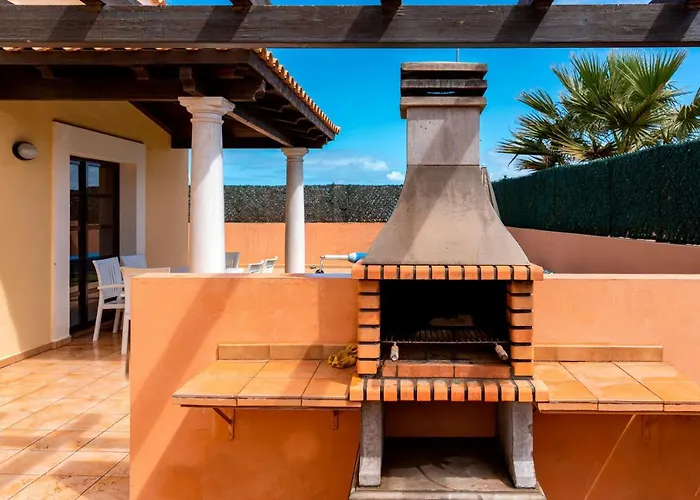 Serenity Private Pool By Holidays Villa